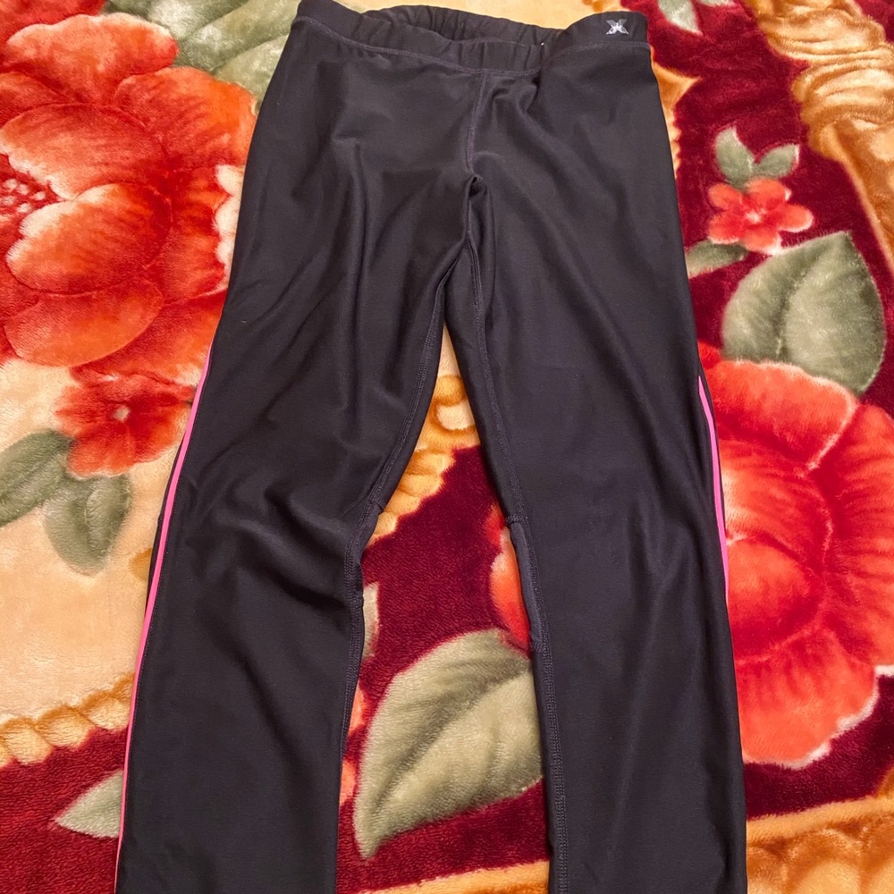 Full length leggings with zipper on bottom